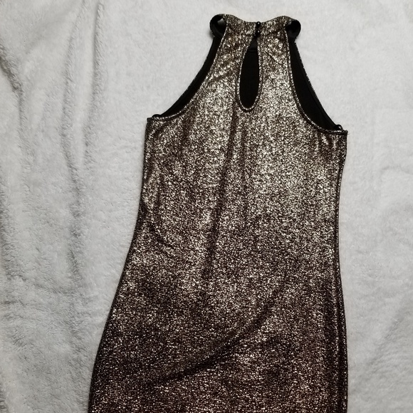 Dress - Picture 4 of 4